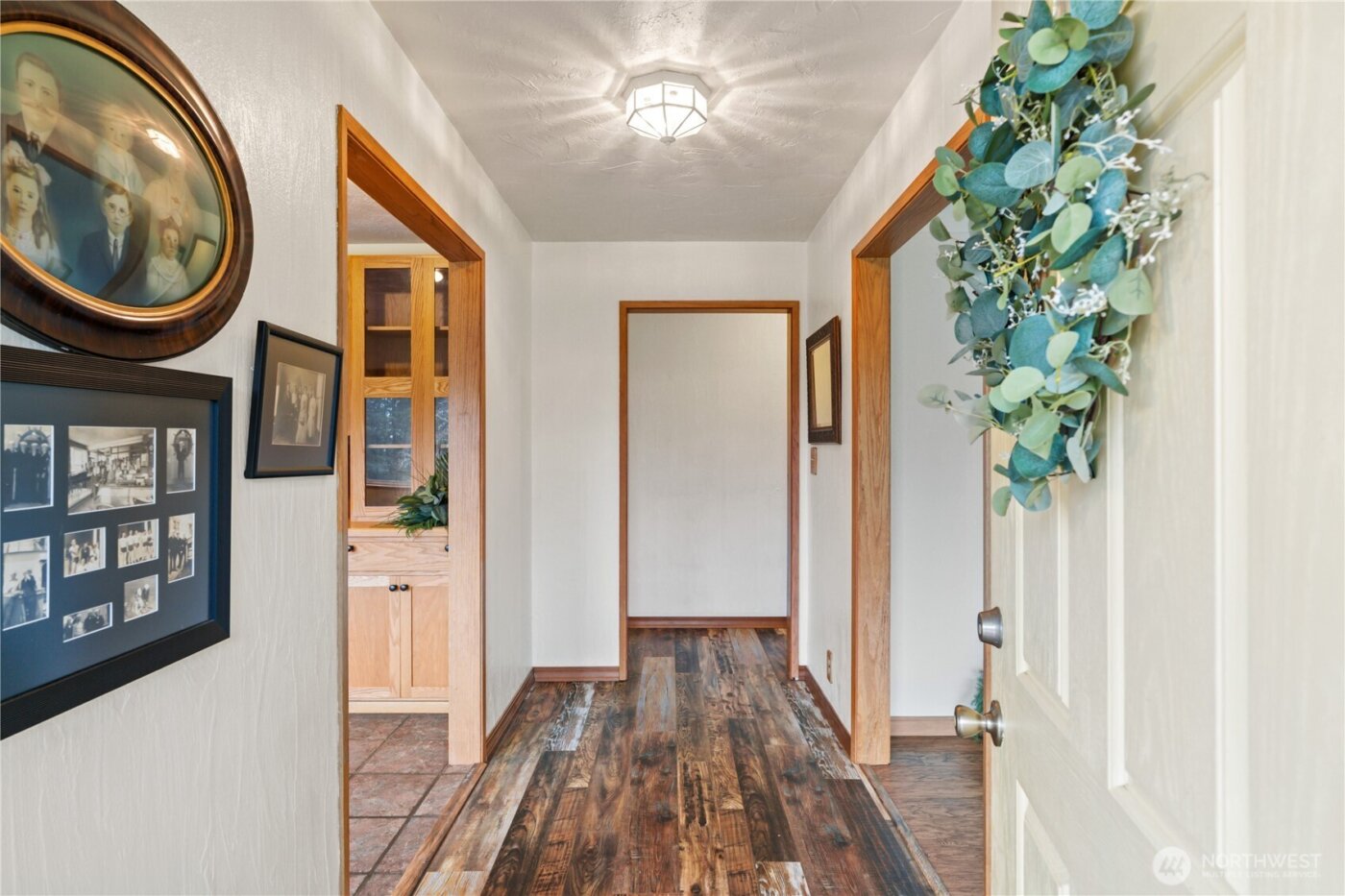 245 Joe Rocky Road , Raymond, WA 98577