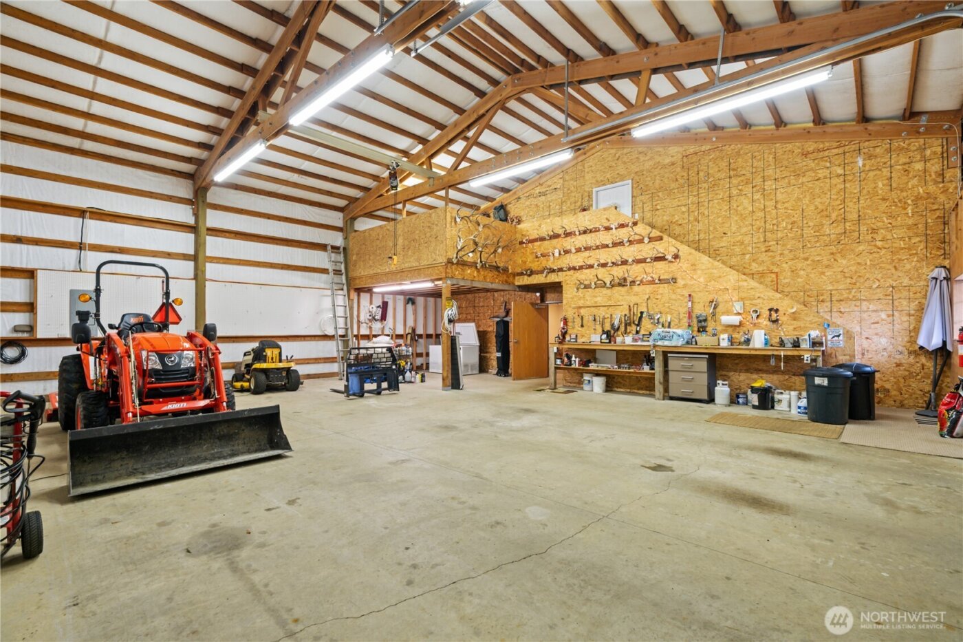 245 Joe Rocky Road , Raymond, WA 98577