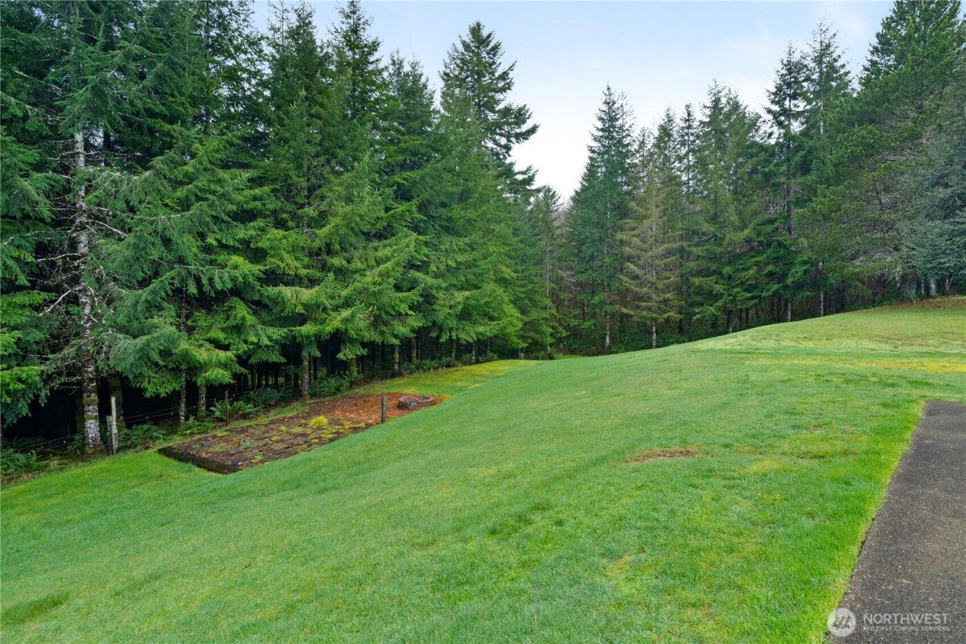 245 Joe Rocky Road , Raymond, WA 98577