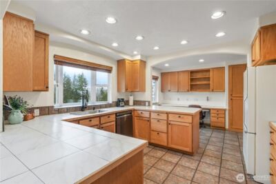 245 Joe Rocky Road , Raymond, WA 98577 - Photo 8