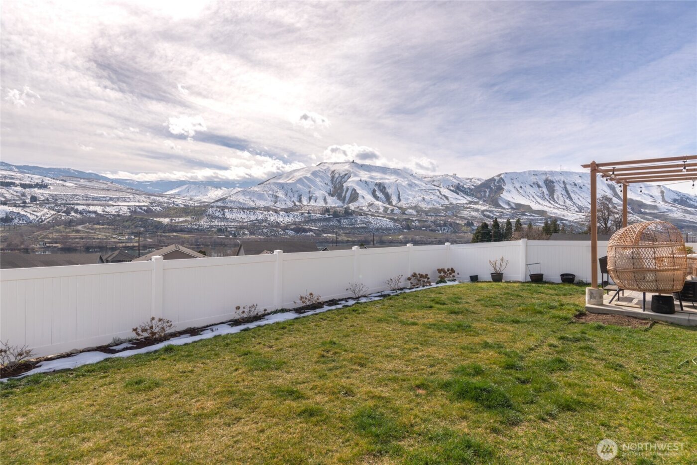 2276 SE Sage Brooke Road , East Wenatchee, WA 98802