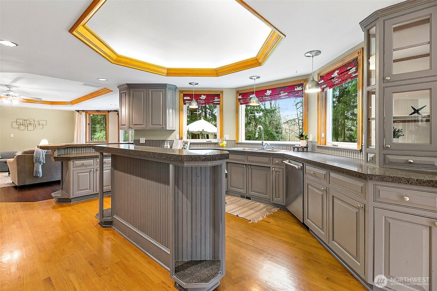 27610 111th Avenue SE, Kent, WA 98030-8797