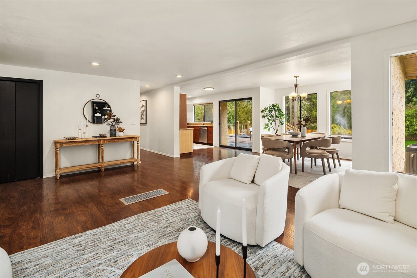 22223 NE 82nd Place , Redmond, WA 98053