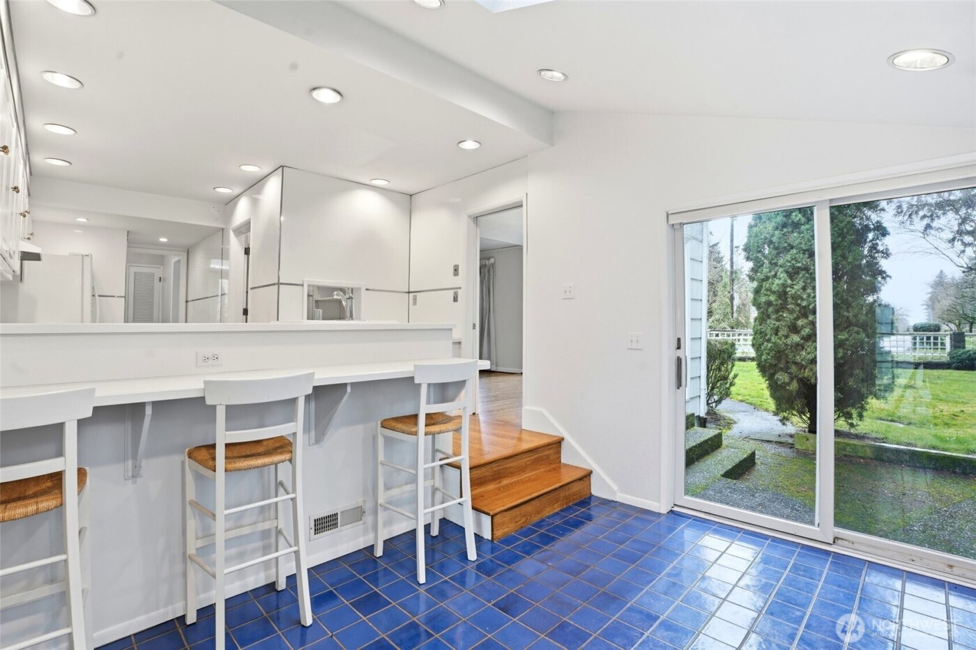 300 S Devine Road , Vancouver, WA 95030