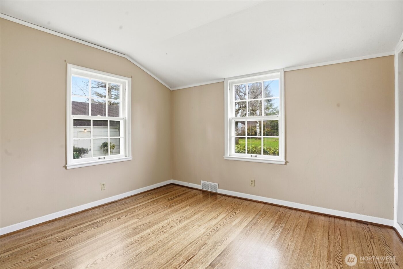 300 S Devine Road , Vancouver, WA 95030