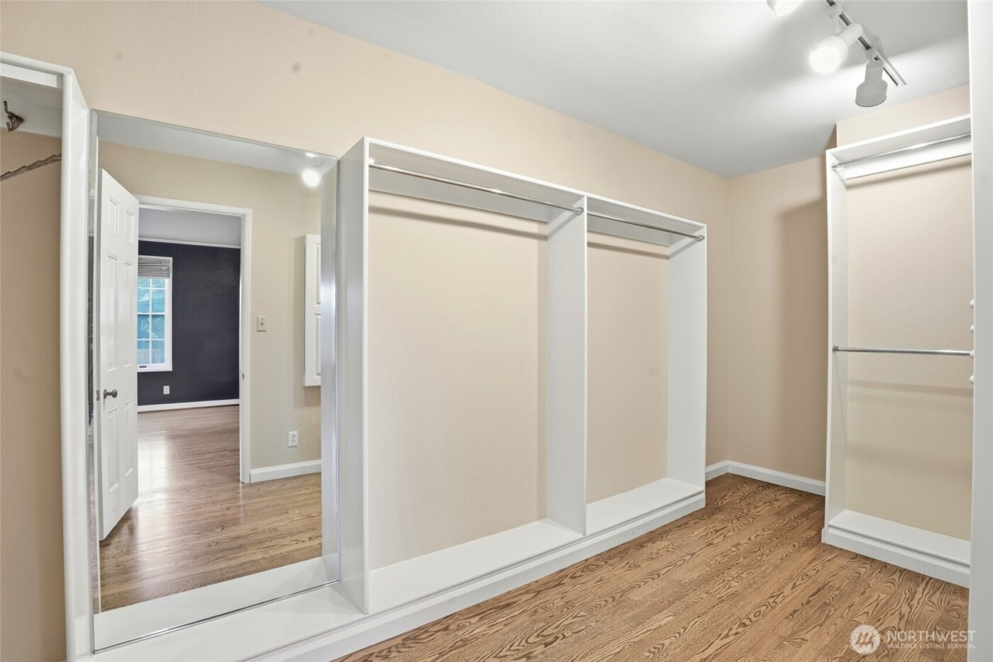 300 S Devine Road , Vancouver, WA 95030