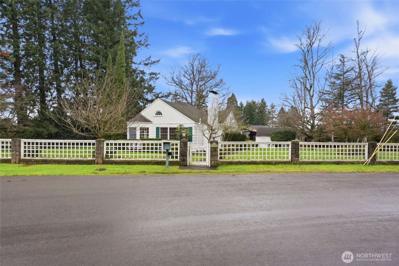 300 S Devine Road , Vancouver, WA 95030