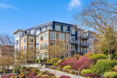 190 Harbor Square Loop NE #C330, Bainbridge Island, WA 98110