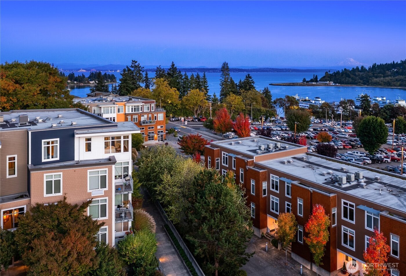 190 Harbor Square Loop NE #C330, Bainbridge Island, WA 98110