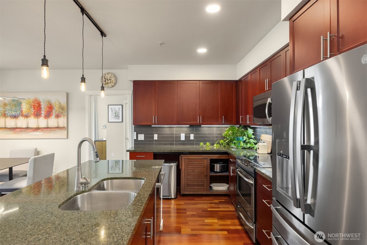 190 Harbor Square Loop NE #C330, Bainbridge Island, WA 98110