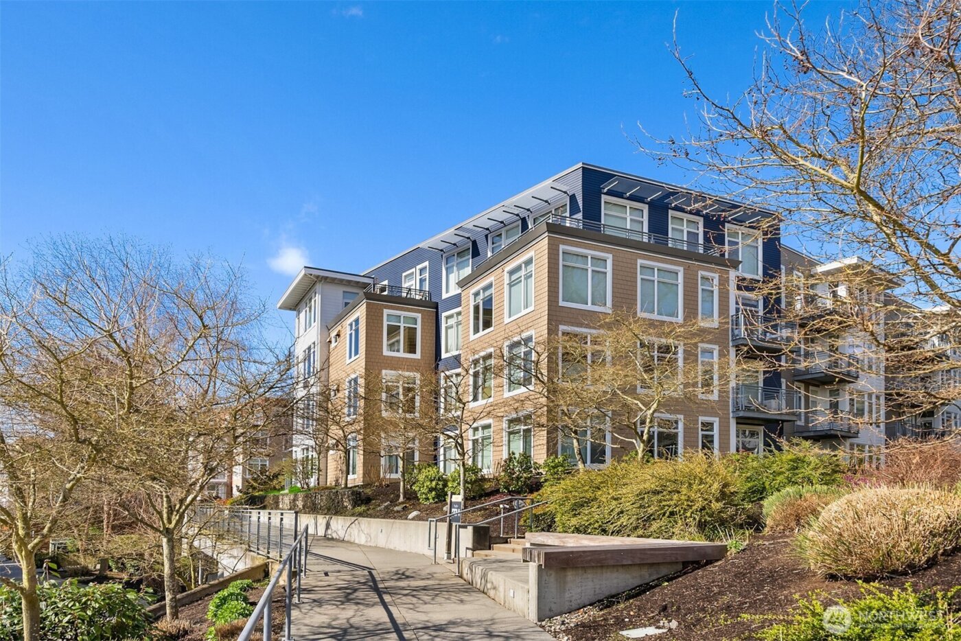 190 Harbor Square Loop NE #C330, Bainbridge Island, WA 98110