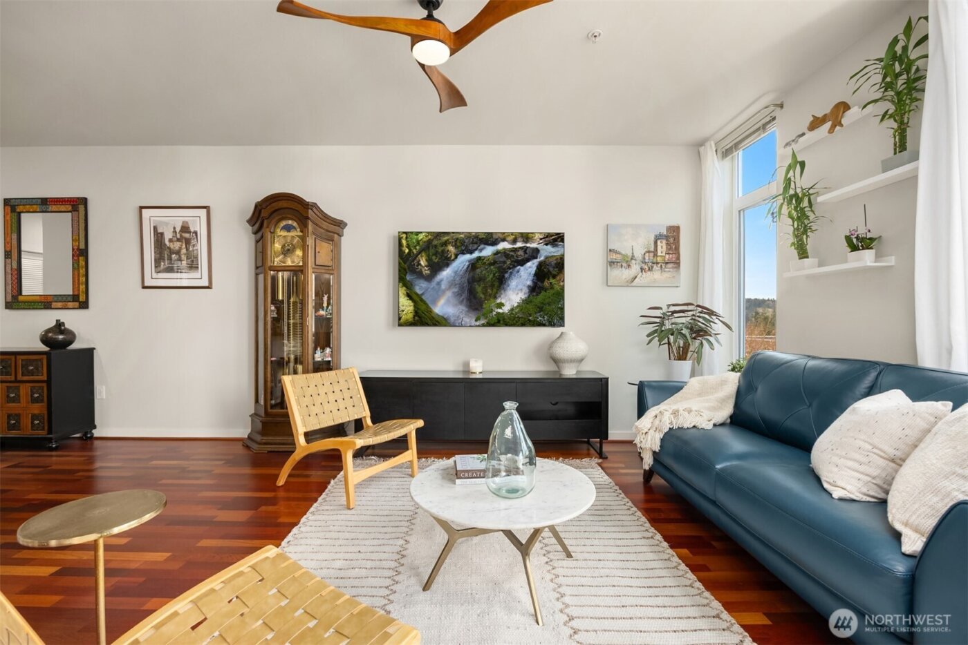 190 Harbor Square Loop NE #C330, Bainbridge Island, WA 98110