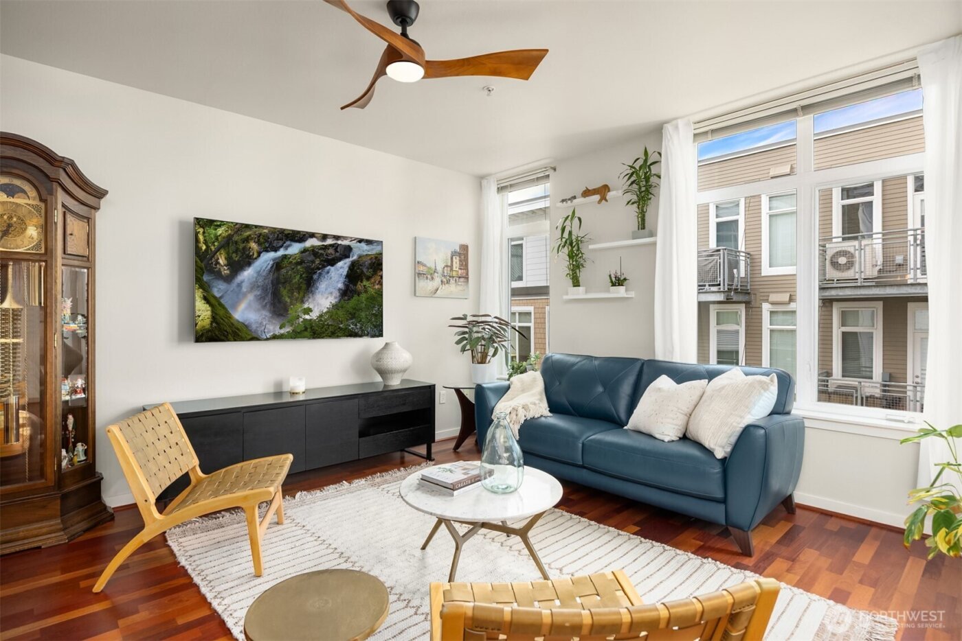 190 Harbor Square Loop NE #C330, Bainbridge Island, WA 98110