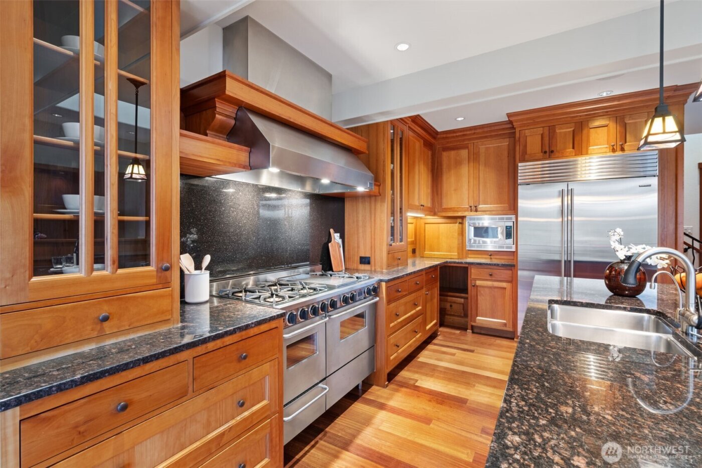 3135 NW Lacamas Drive , Camas, WA 98607