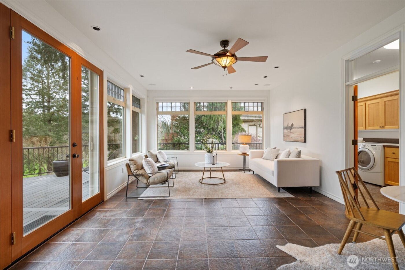 3135 NW Lacamas Drive , Camas, WA 98607