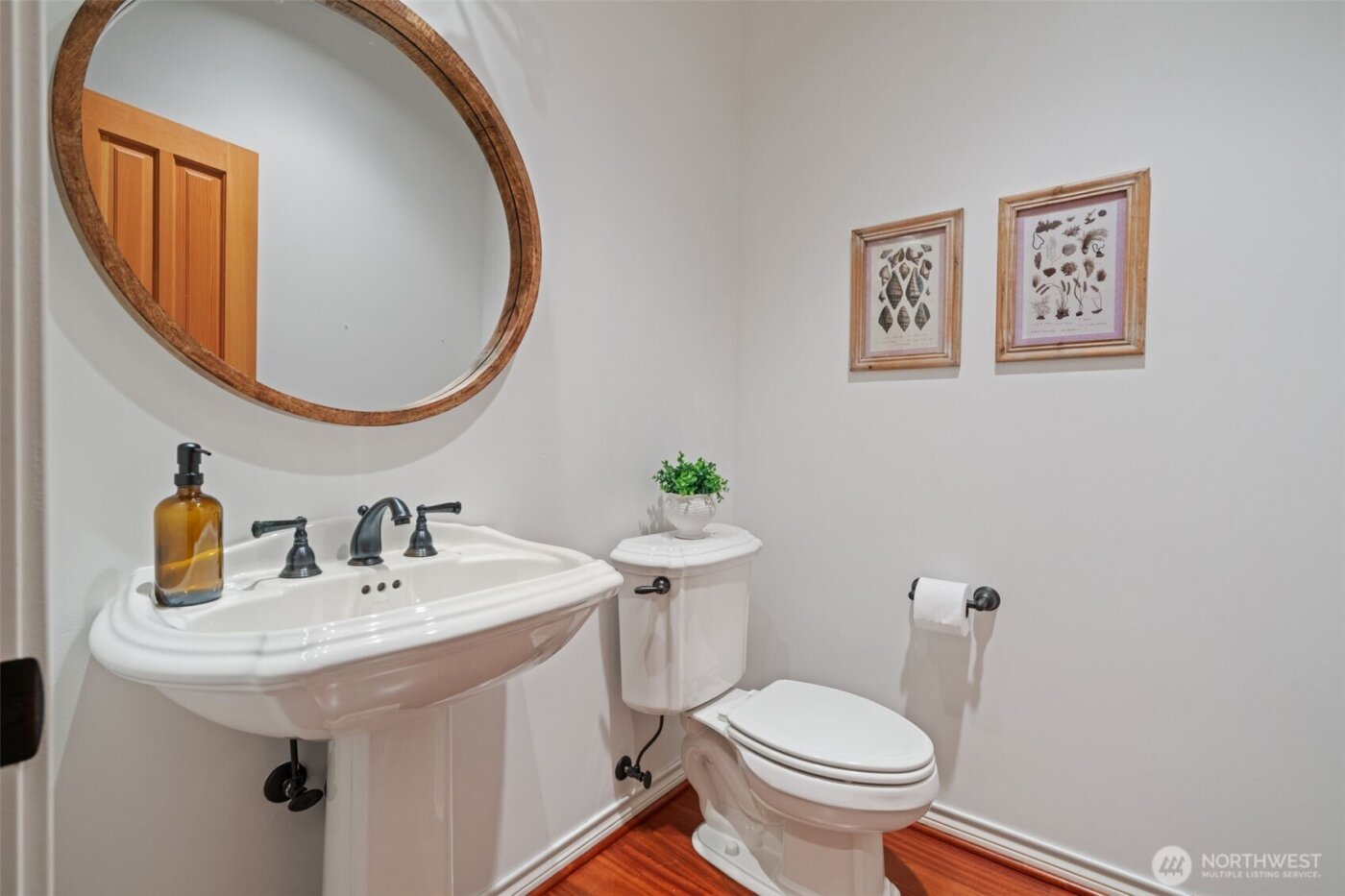 3135 NW Lacamas Drive , Camas, WA 98607