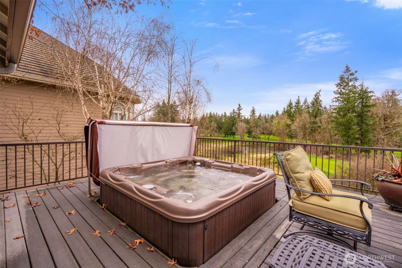 3135 NW Lacamas Drive , Camas, WA 98607