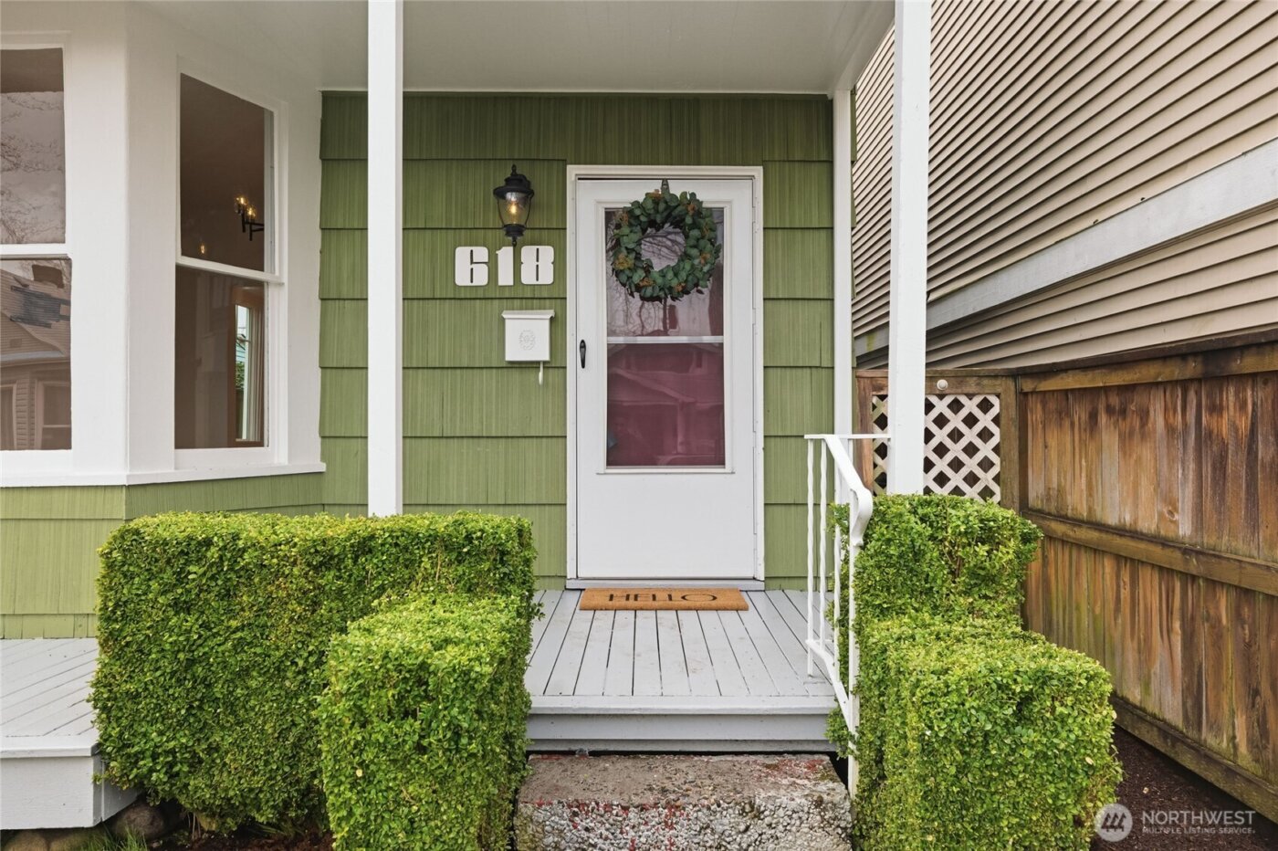 618 S Oakes Street , Tacoma, WA 98405