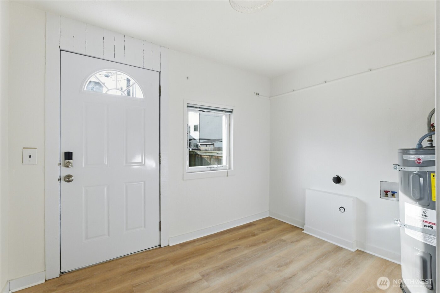 618 S Oakes Street , Tacoma, WA 98405