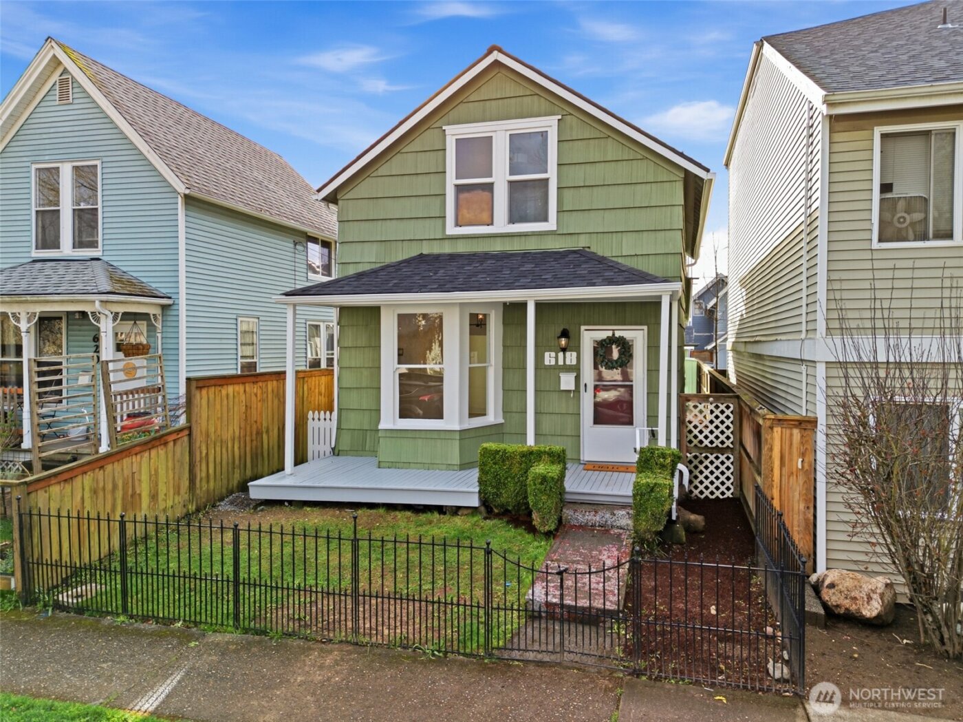 618 S Oakes Street , Tacoma, WA 98405
