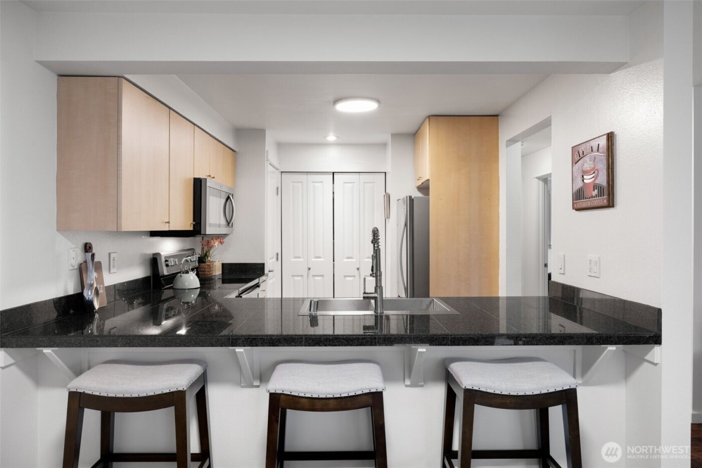 11307 NE 128th Street #G101, Kirkland, WA 98034