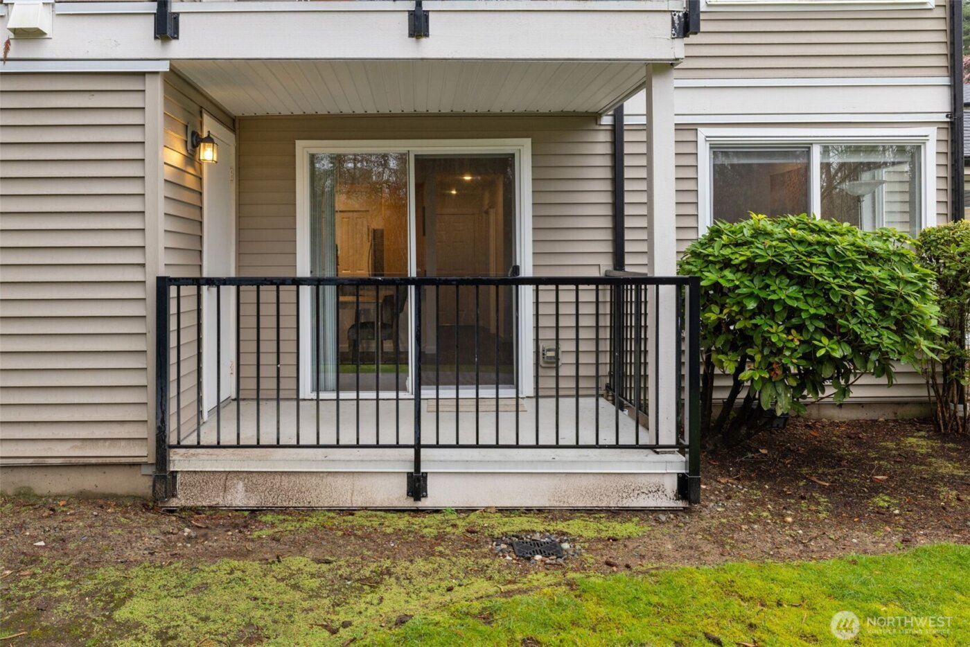 11307 NE 128th Street #G101, Kirkland, WA 98034