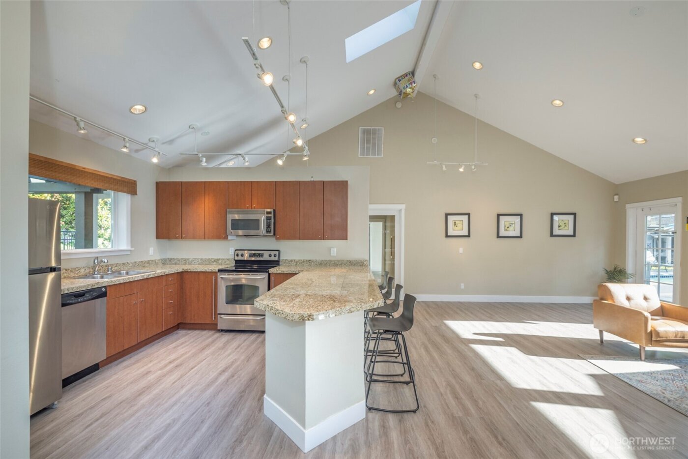 11307 NE 128th Street #G101, Kirkland, WA 98034