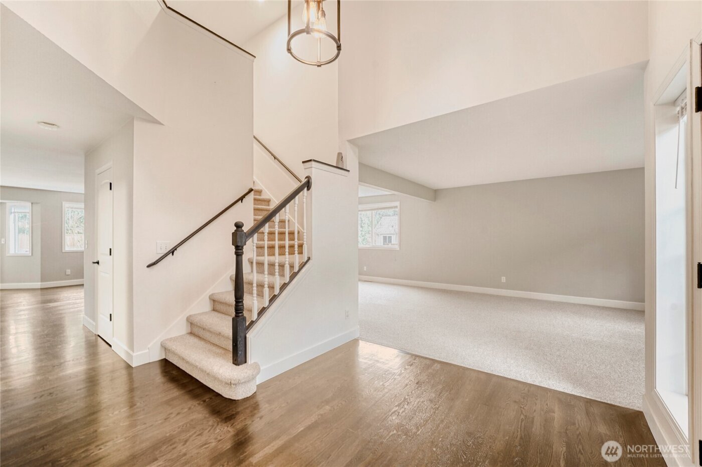 25403 Cumberland Way , Black Diamond, WA 98010