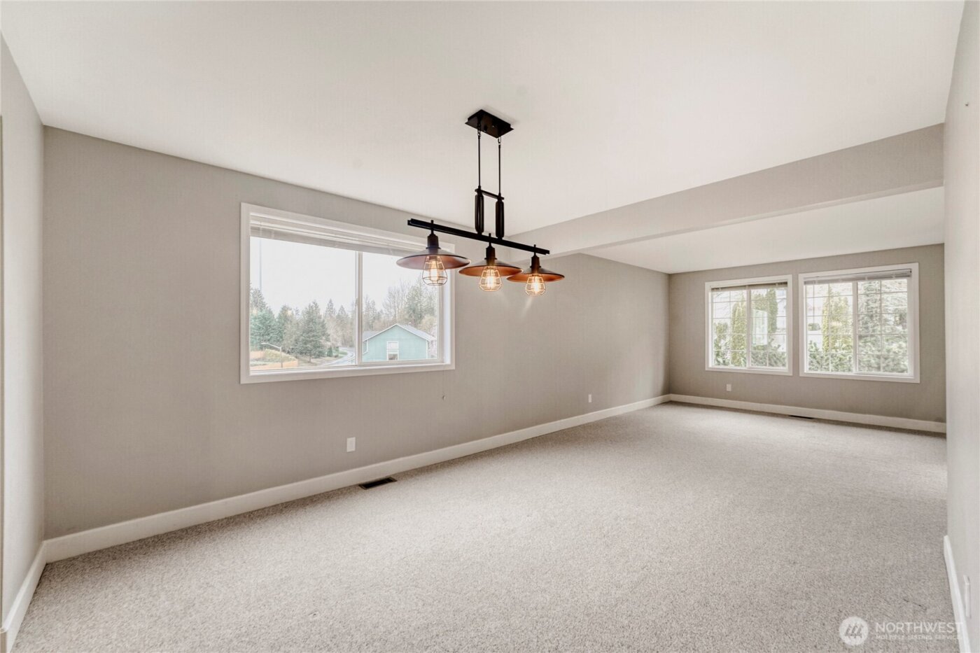 25403 Cumberland Way , Black Diamond, WA 98010