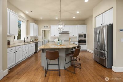 12211 168th Court NE, Redmond, WA 98052 - Photo 8