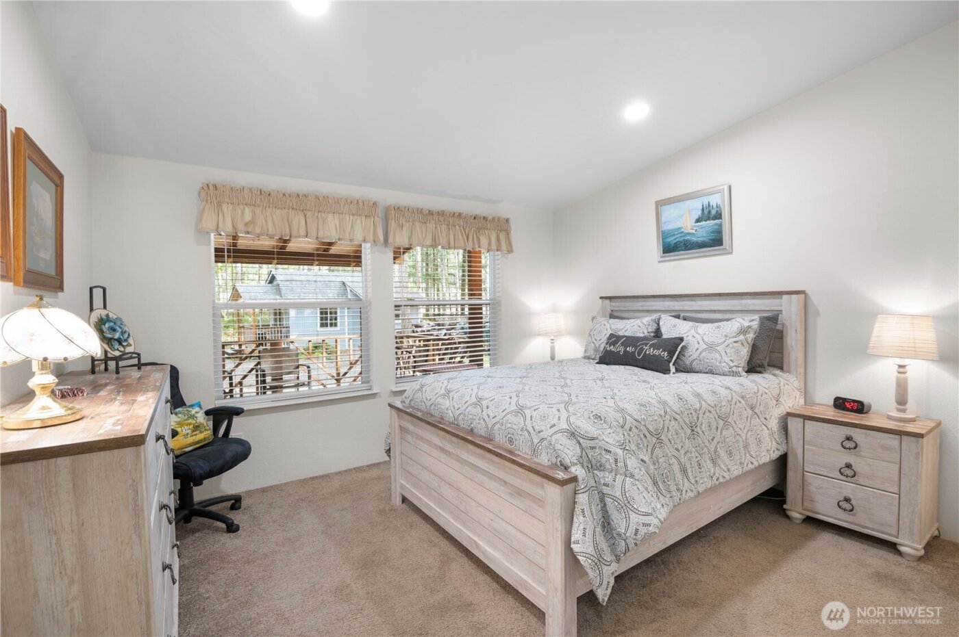 21 N Buckhorn Court , Hoodsport, WA 98548