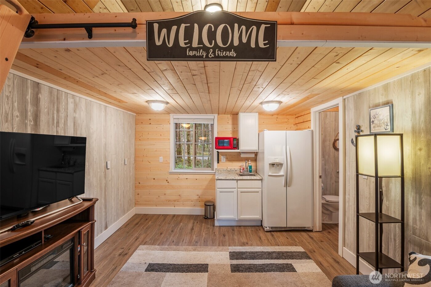 21 N Buckhorn Court , Hoodsport, WA 98548