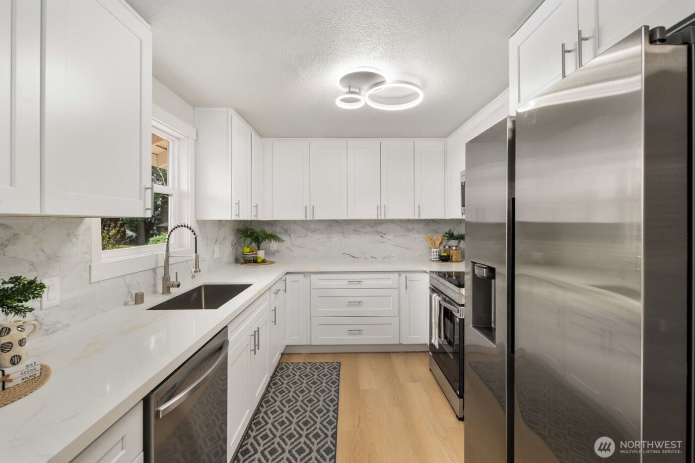 20407 30th Avenue W, Lynnwood, WA 98036