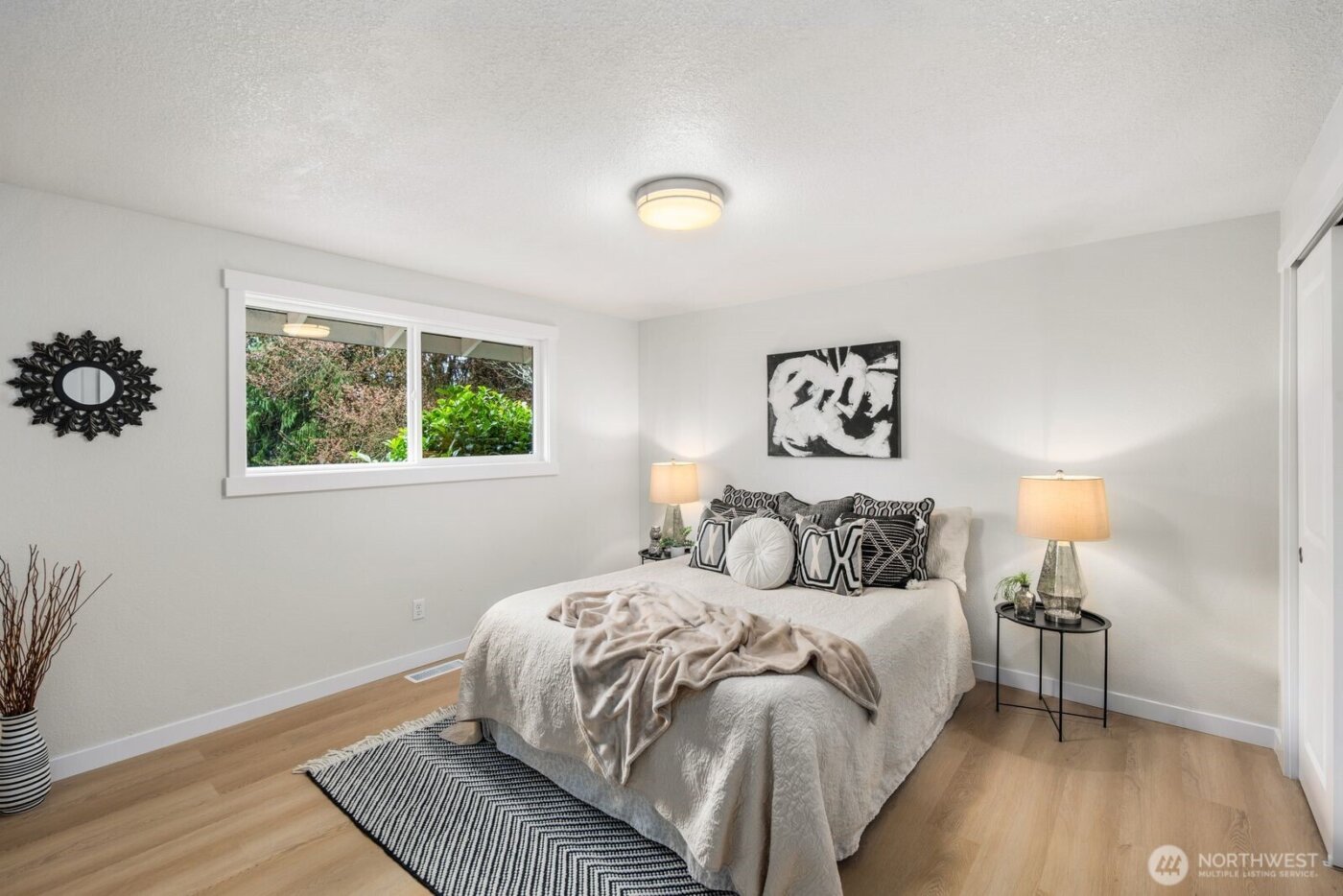 20407 30th Avenue W, Lynnwood, WA 98036