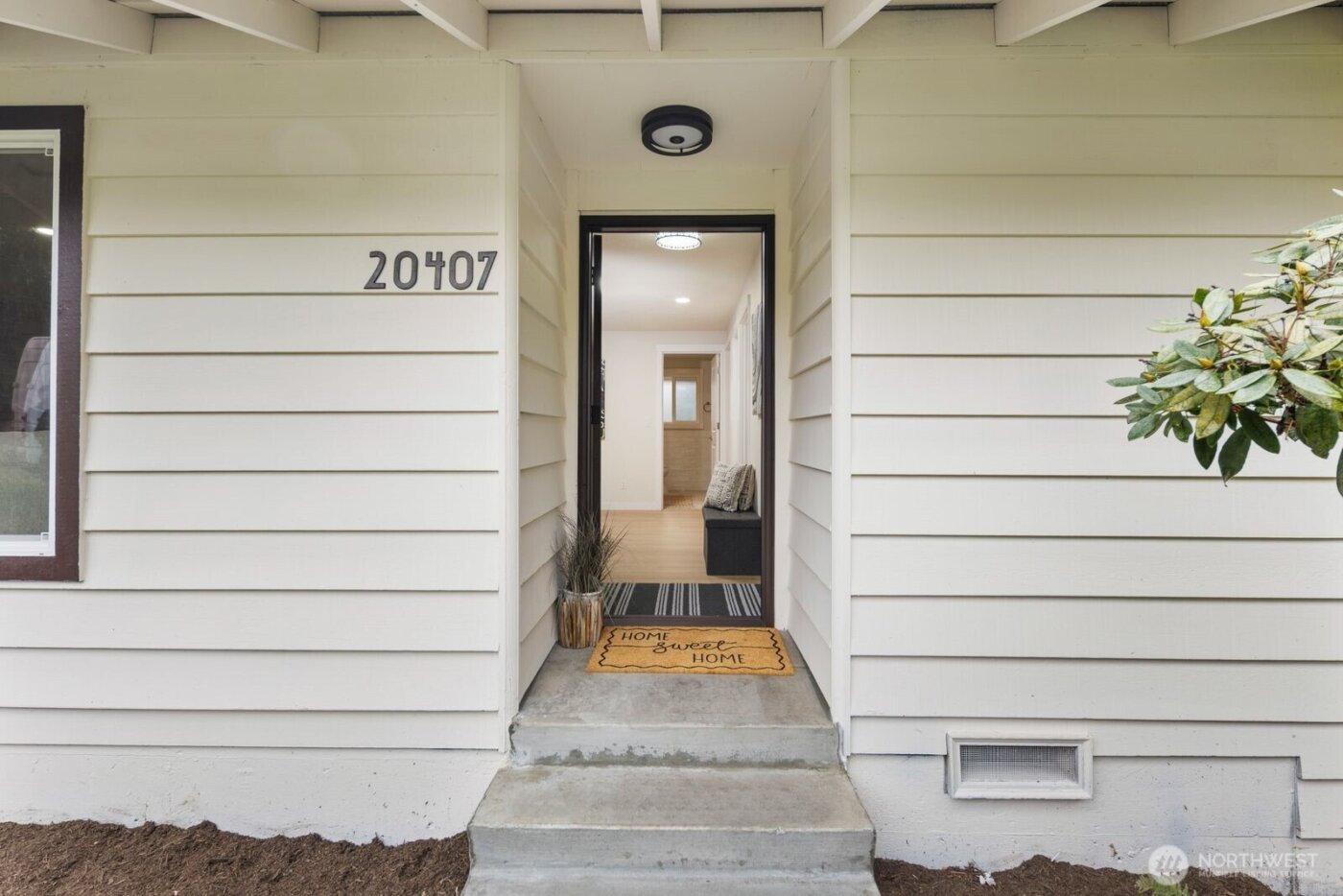 20407 30th Avenue W, Lynnwood, WA 98036