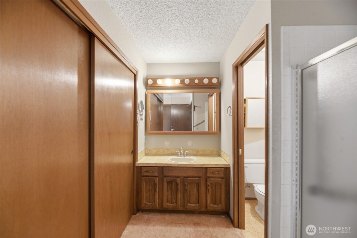 18510 66th Avenue NE, Kenmore, WA 98028