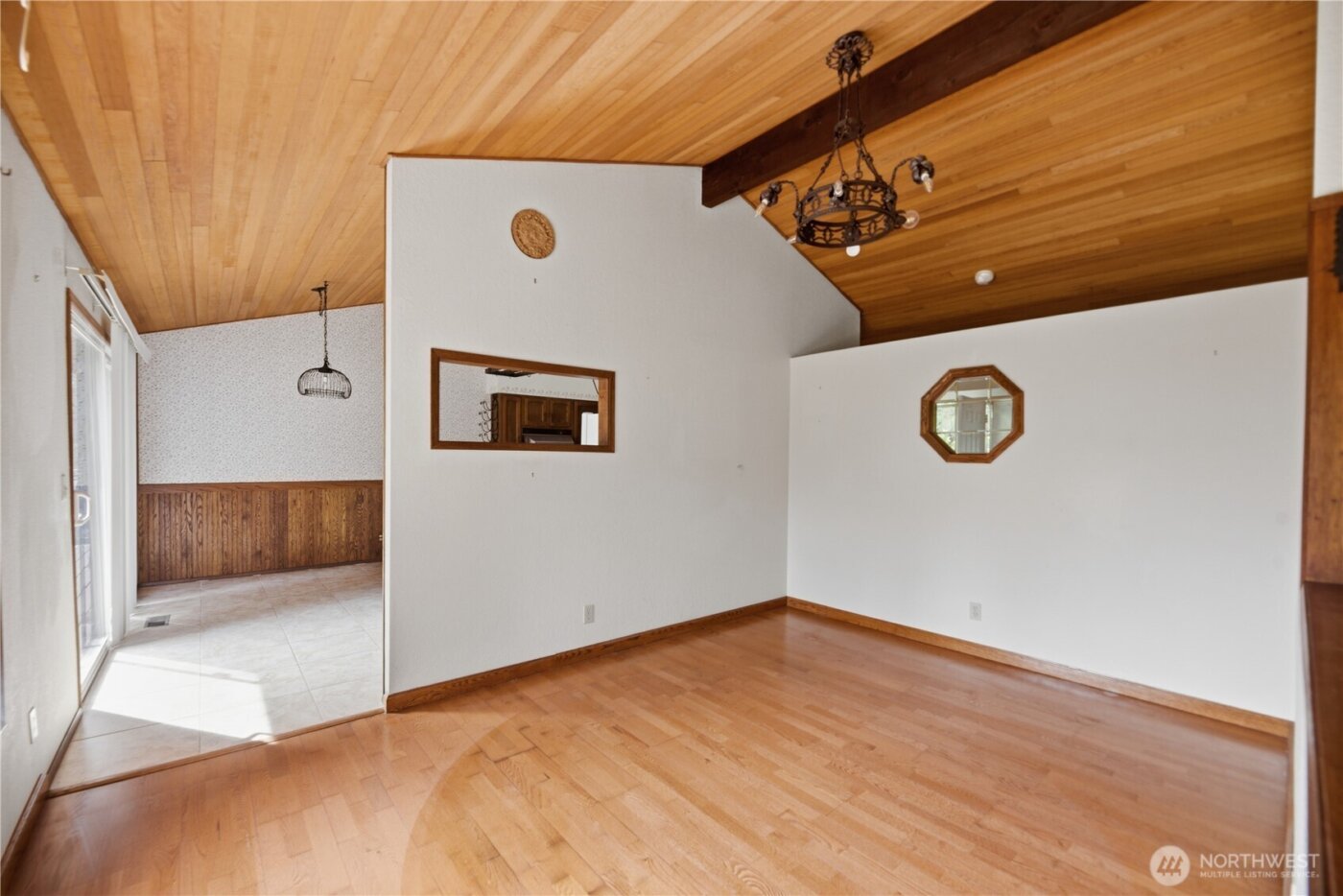 18510 66th Avenue NE, Kenmore, WA 98028