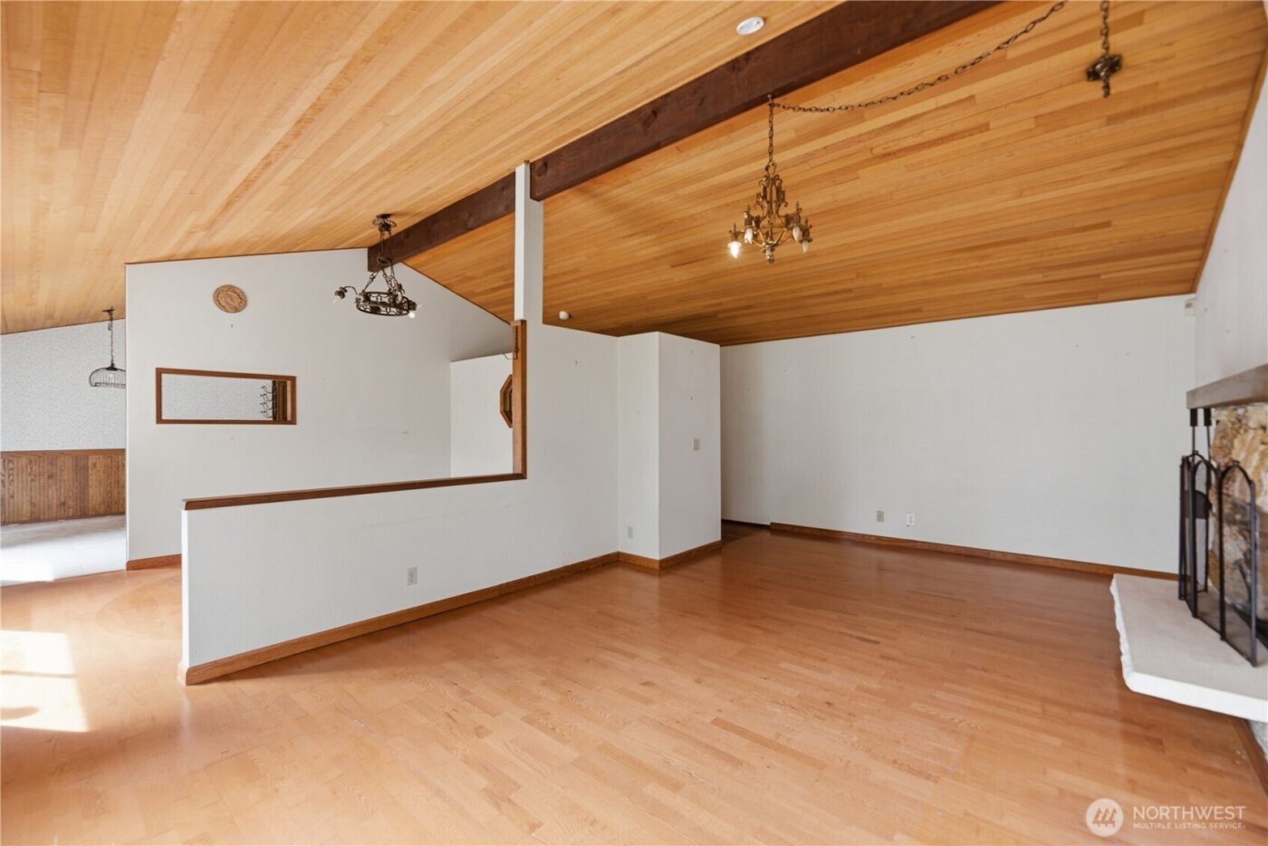 18510 66th Avenue NE, Kenmore, WA 98028