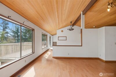 18510 66th Avenue NE, Kenmore, WA 98028 - Photo 7