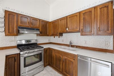 18510 66th Avenue NE, Kenmore, WA 98028 - Photo 9