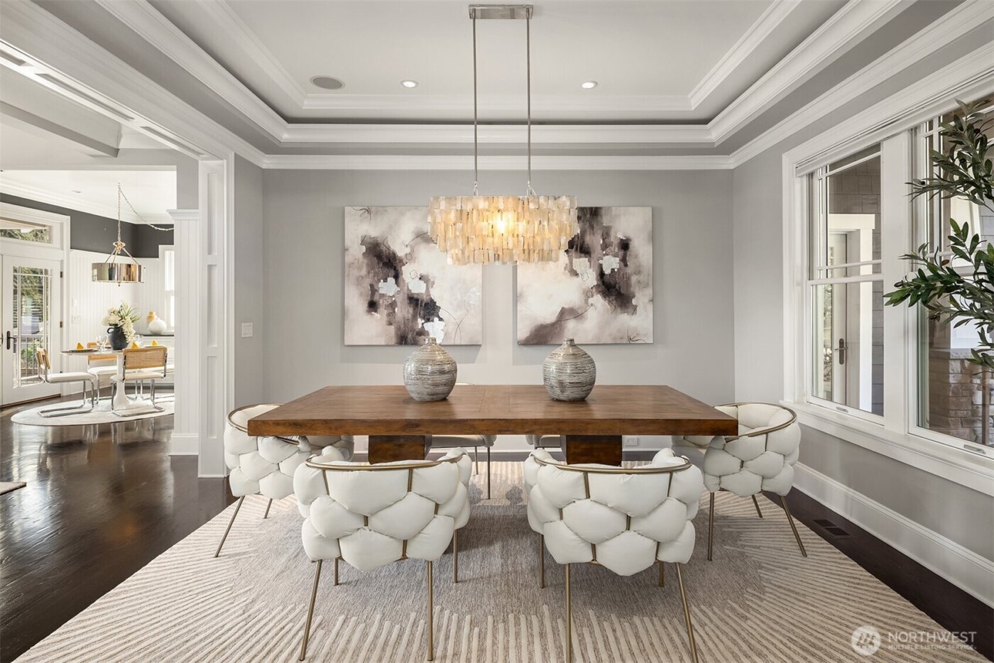 7020 92nd Avenue SE, Mercer Island, WA 98040