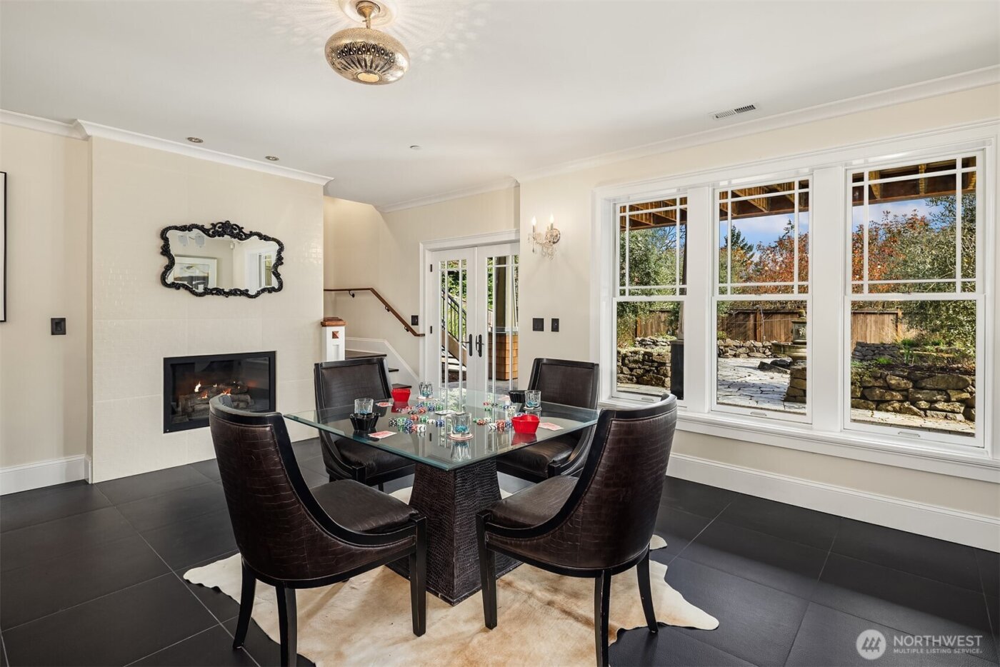 7020 92nd Avenue SE, Mercer Island, WA 98040