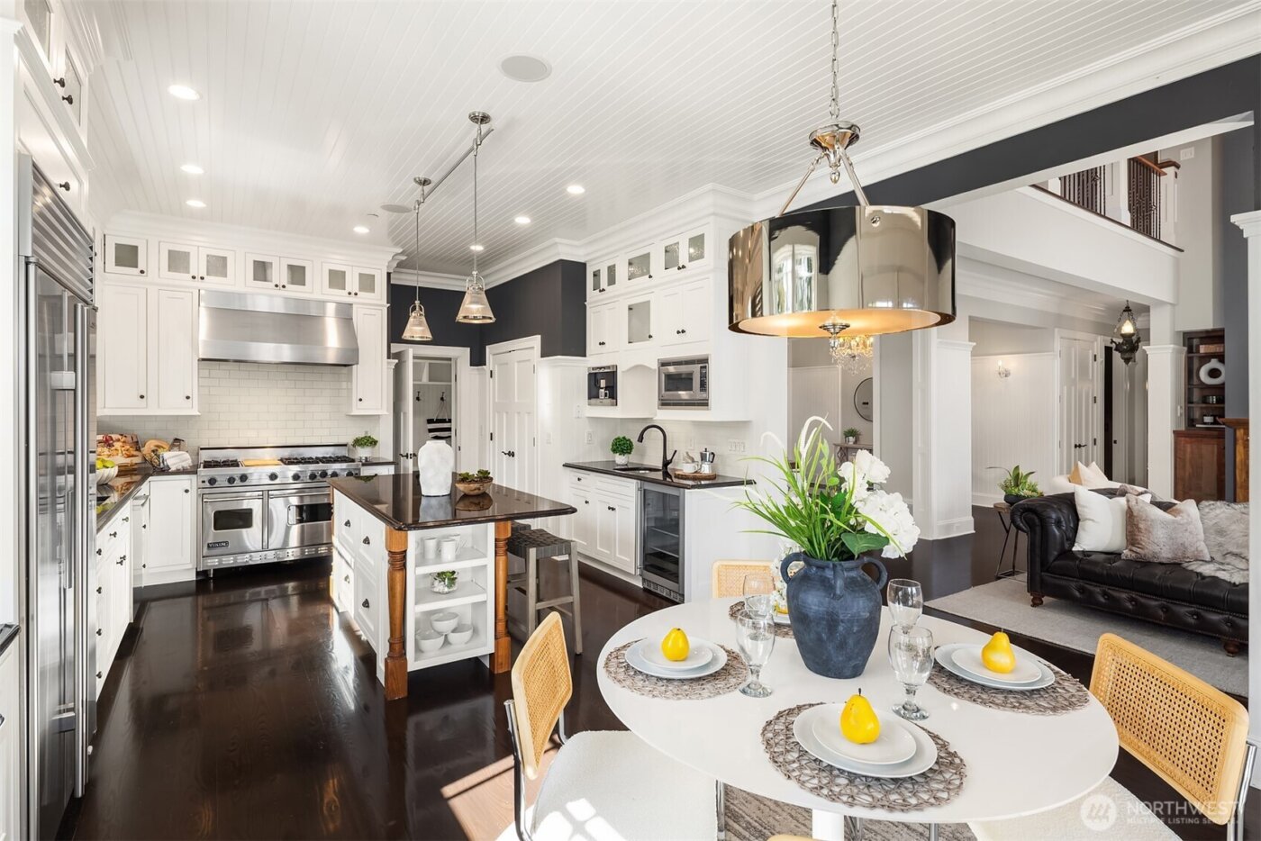 7020 92nd Avenue SE, Mercer Island, WA 98040