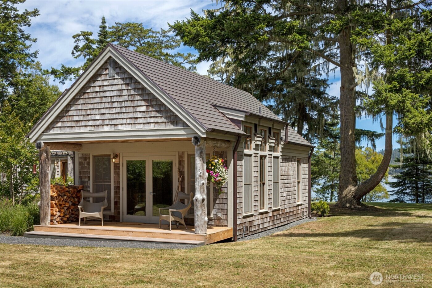 16 Bayshore Road , Friday Harbor, WA 98250