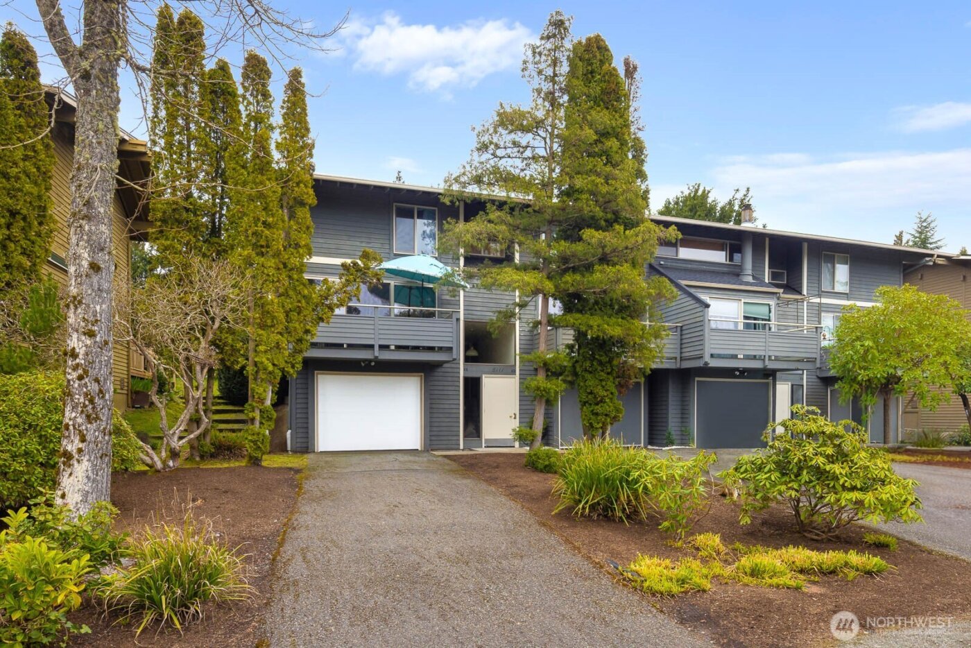 8111 46th Place W #C1, Mukilteo, WA 98275