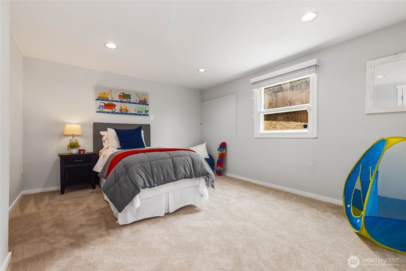 1900 S 104th , Seattle, WA 98168