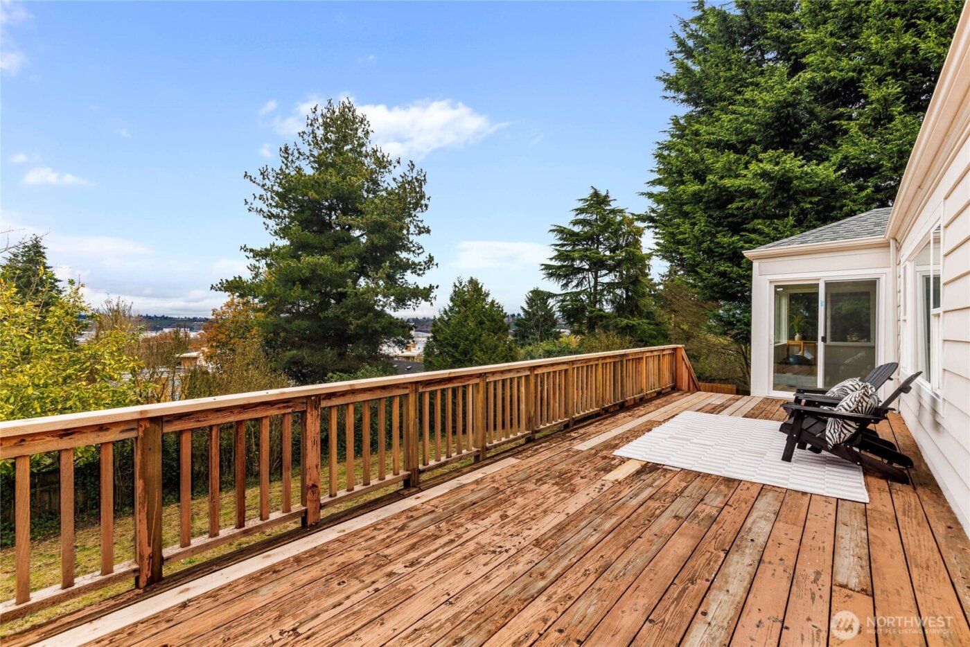 1900 S 104th , Seattle, WA 98168