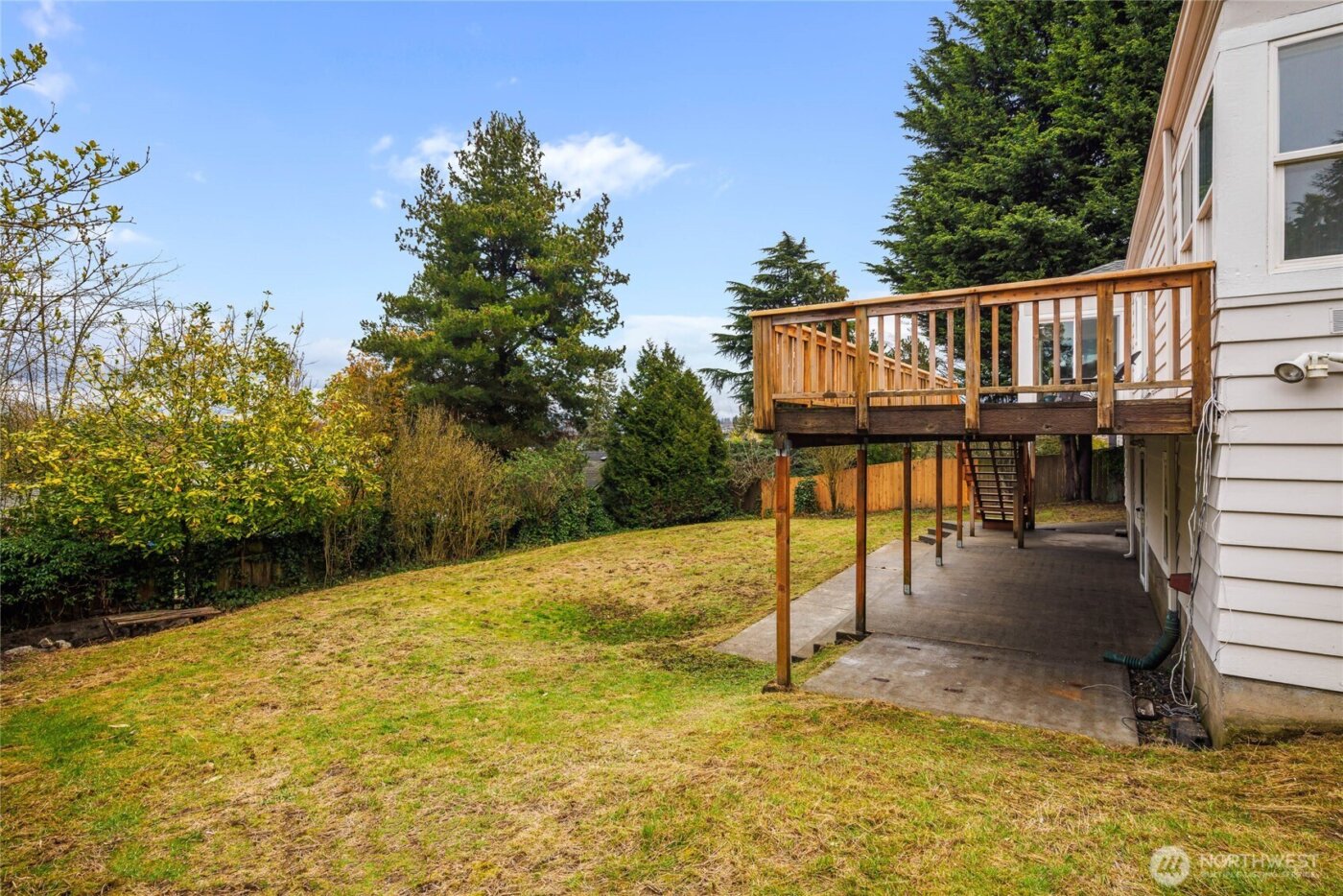 1900 S 104th , Seattle, WA 98168