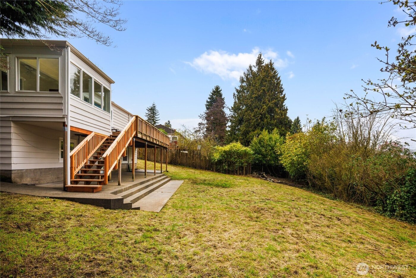 1900 S 104th , Seattle, WA 98168