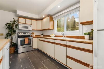 1900 S 104th , Seattle, WA 98168 - Photo 5